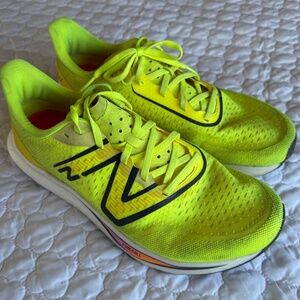 New Balance FuelCell Rebel Running GUC